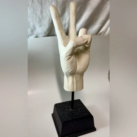 Peace Sign Hand Statue TMS Vitruvian Collection Art Sculpture - Picture 3 of 9
